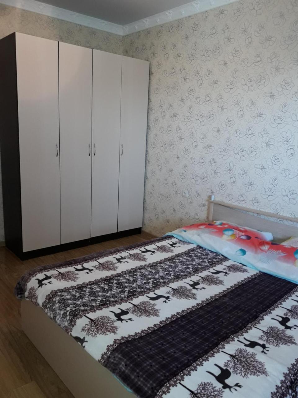 Apartment In 7 Mikrorayon アクタウ エクステリア 写真